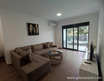 SD LUX APARTMENTS, , private accommodation in city Dobre Vode, Montenegro - viber_image_2024-03-20_21-12-57-021