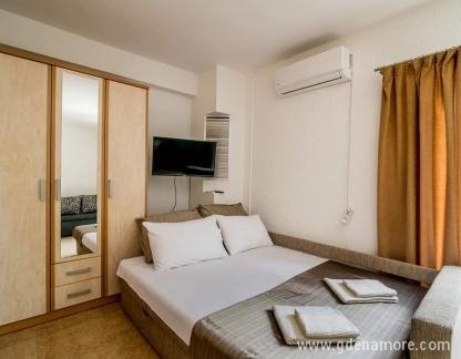 Studio apartmani,apartman sa odvojenom spavacom sobom, , Privatunterkunft im Ort Igalo, Montenegro - FB_IMG_1676486224813