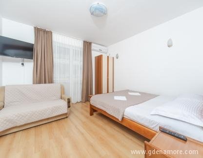 Appartements "Tri Ribara", logement privé à Rafailovići, Monténégro - 098A7277