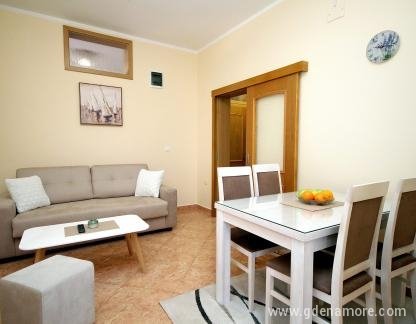 Apartmaji Radosavović, zasebne nastanitve v mestu Šušanj, Črna gora - IMG_8319_Original