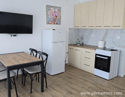 Apartmani Filipovic, privatni smeštaj u mestu Buljarica, Crna Gora - 20240709_152053