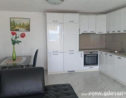 Apartmani Maravela, privatni smeštaj u mestu Dobre Vode, Crna Gora - 688682924_tfz6upZsAE_1000x