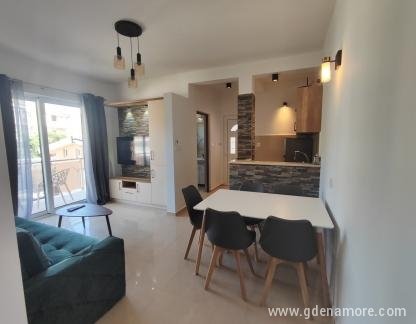 Apartmaji Vuković, zasebne nastanitve v mestu Sutomore, Črna gora - IMG-81b4b3de6eff54ddcbfdc757d423e3b8-V