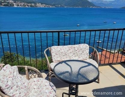 Njivice Herceg Novi, zasebne nastanitve v mestu Igalo, Črna gora - viber_image_2025-07-17_13-00-58-529