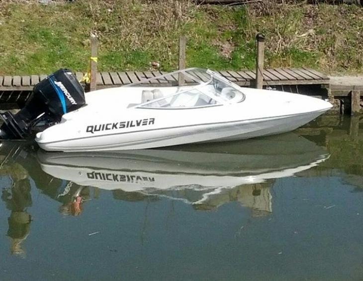 Quicksilver 470 