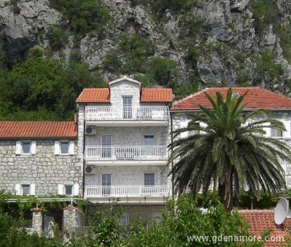 Apartmani Lipci, ενοικιαζόμενα δωμάτια στο μέρος Morinj, Montenegro