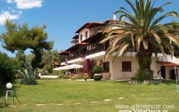 Villa Oasis, частни квартири в града Nea Potidea, Гърция
