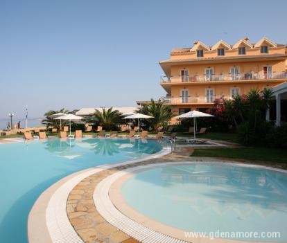 MARINA HOTEL&APTS, частни квартири в града Corfu, Гърция