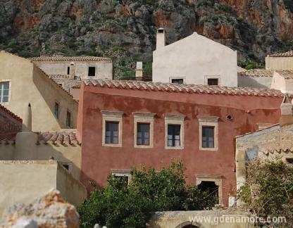 Goulas guesthouse, частни квартири в града Monemvasia, Гърция - The house Goulas