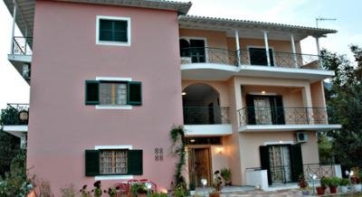 STUDIOS LEFTERIS, logement privé à Lefkada, Grèce