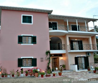 STUDIOS LEFTERIS, private accommodation in city Lefkada, Greece