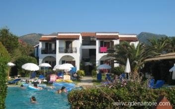 FILORIAN HOTEL APARTMENTS, logement privé à Corfu, Grèce
