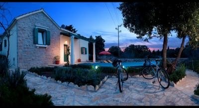 Villa Olivia, alloggi privati a Brač, Croazia