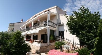 Apartamentos Villa Gordana, alojamiento privado en Pula, Croacia