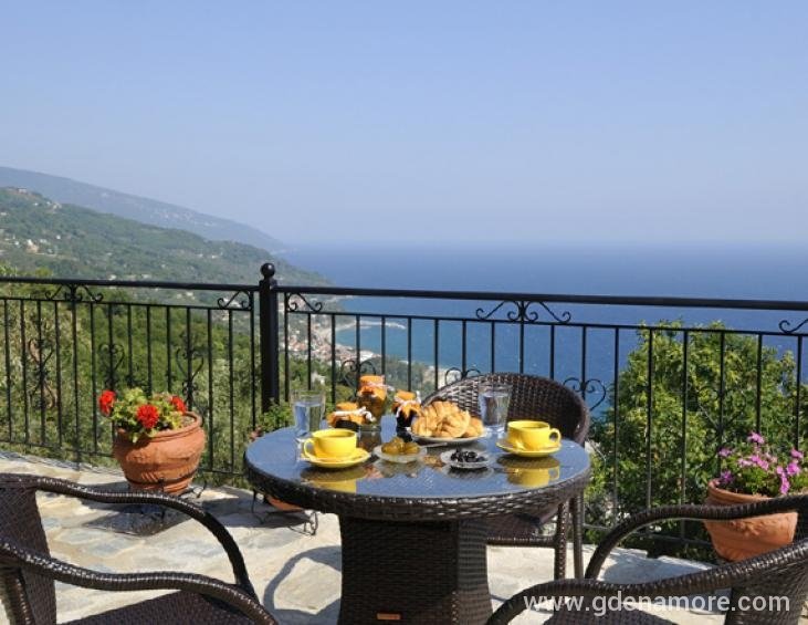 Traditional Guesthouse Prasino Galazio