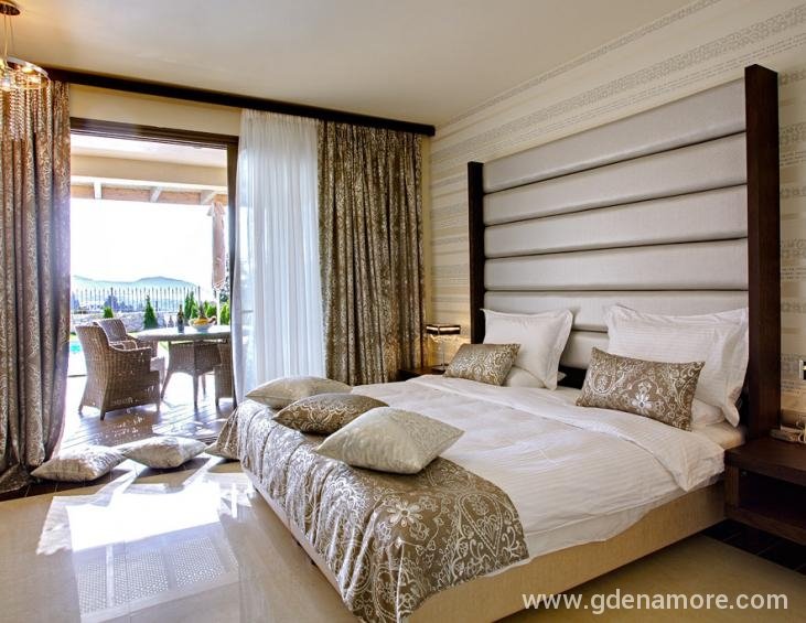 &#34;DIAMOND&#34; DELUXE VILLA 