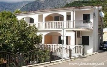 Villa Anamarija, private accommodation in city Makarska, Croatia