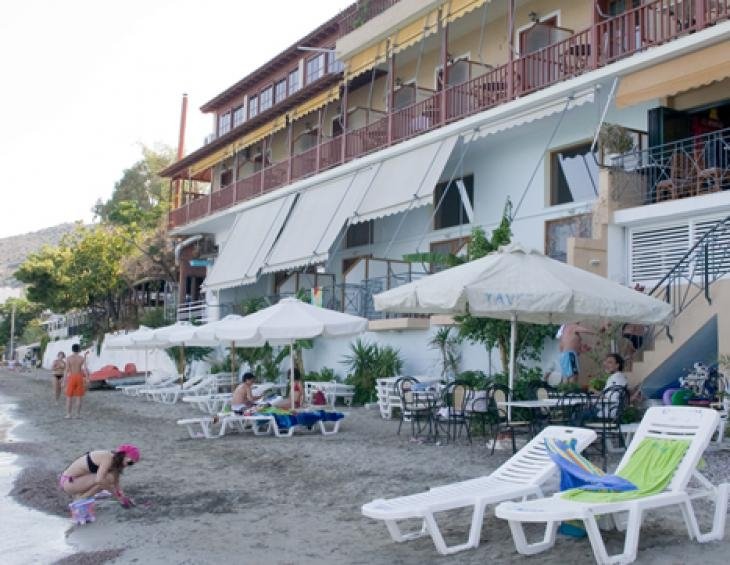 The beach in front of Mari