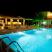 Villavita Holiday, частни квартири в града Lefkada, Гърция - The pool at night