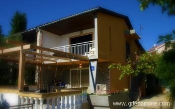 Apartments Adrian, private accommodation in city Krk, Croatia