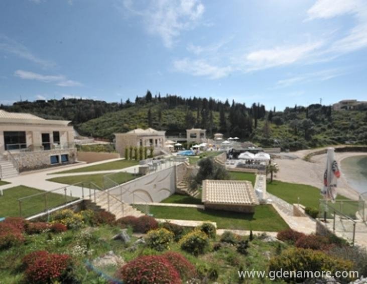KARVOUNO VILLAS
