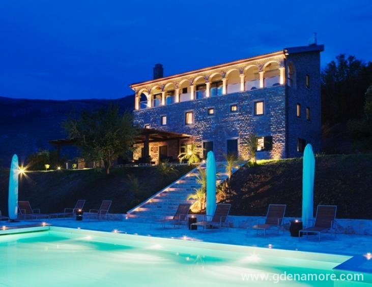 MonteBay Villa 