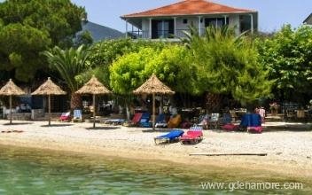 Delfini, private accommodation in city Nidri, Greece