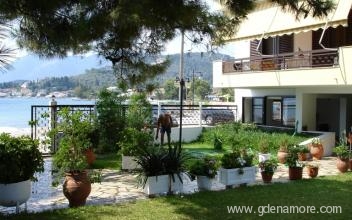 Villa Vandorou, частни квартири в града Lefkada, Гърция