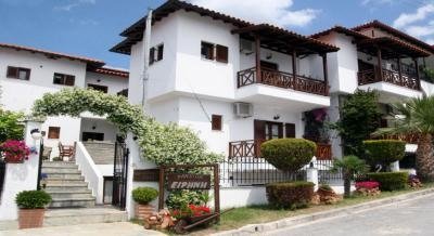 PANSION EIRINI, private accommodation in city Ouranopolis, Greece