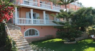 Anna Apartments, частни квартири в града Corfu, Гърция