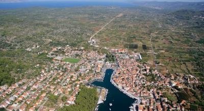 Vandrerhjem Sunce, privat innkvartering i sted Starigrad, Kroatia