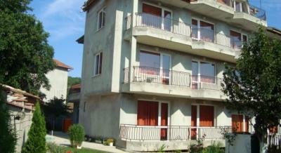 къща за гости Русеви, private accommodation in city Obzor, Bulgaria