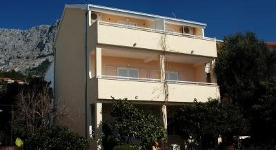 APARTMANI ANE, privatni smeštaj u mestu Podgora, Hrvatska