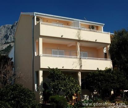 APARTMENTS ANE, private accommodation in city Podgora, Croatia