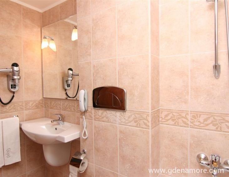 Hotel Fjord Soaopol bathroom type&#34;A&#34;