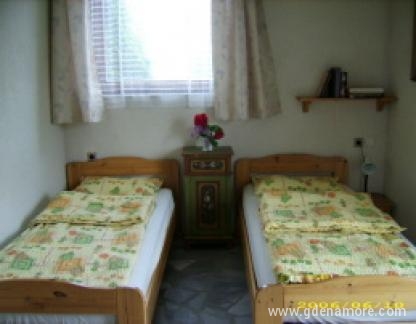 Villa Tanja, private accommodation in city St Constantine and Helena, Bulgaria - Appartement in &amp;#34; Villa Tanja&amp;#34;