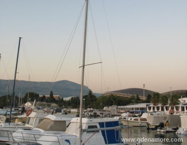Jedrilica &#34;Luna&#34;