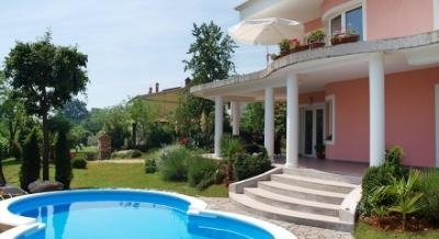 VILLA AMÉLIE, alojamiento privado en Opatija, Croacia