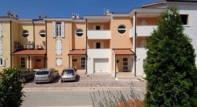 Mare, private accommodation in city Poreč, Croatia