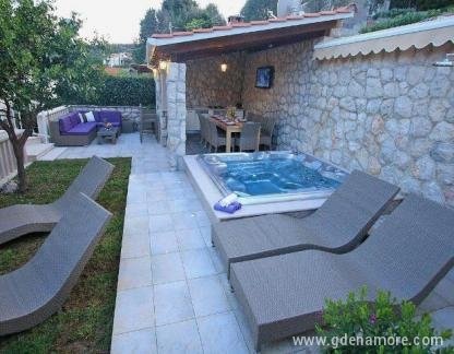 Dubrovnik Villa Zaton, private accommodation in city Dubrovnik, Croatia - Longue pool terasse