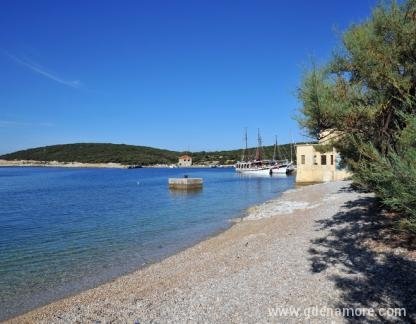 Leiligheter Tamaris, privat innkvartering i sted Cres, Kroatia - Plaža