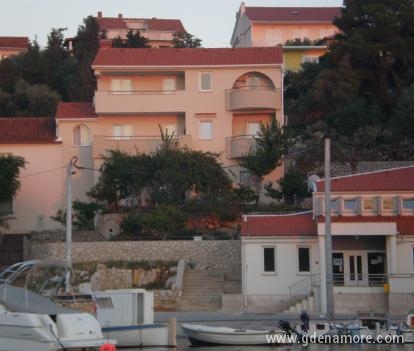 Wohnungen Marina, Privatunterkunft im Ort Lun Novalja, Kroatien