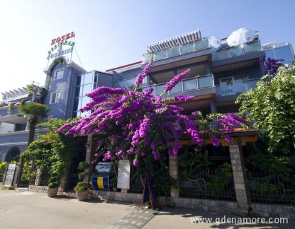Hotel Aquarius, privatni smeštaj u mestu Budva, Crna Gora - hotel