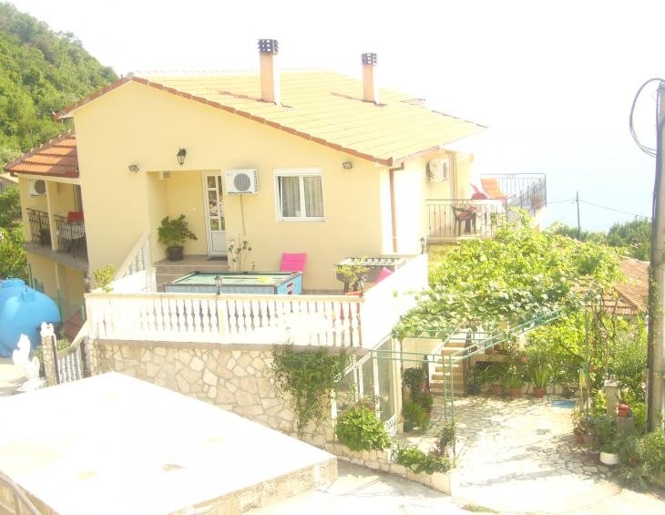 APARTMANI MARINOVIC