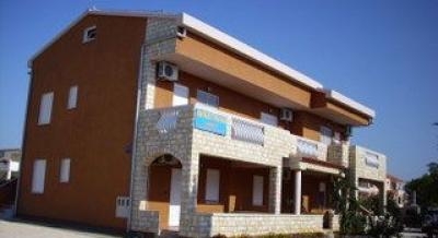 Apartments Kovacic, private accommodation in city Vrsi Mulo, Croatia