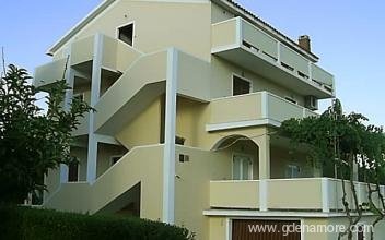 Apartmaji Matahlija, zasebne nastanitve v mestu Rab, Hrvaška