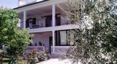 Apartments ANNA, private accommodation in city Poreč, Croatia