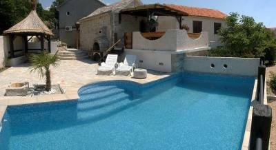 Stone Brela complex, private accommodation in city Brela, Croatia