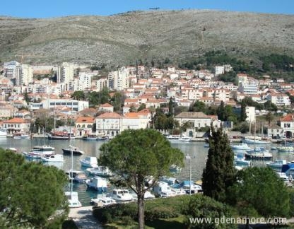 Luxury apartment MaraS, private accommodation in city Dubrovnik, Croatia - Pogled s balkona