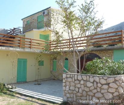Apartments Cajner Pag, private accommodation in city Pag, Croatia